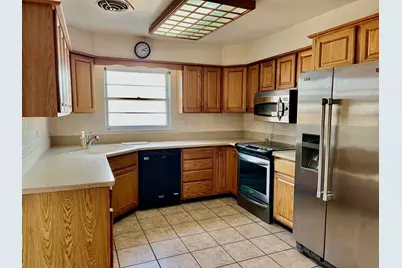 6826 N Kostner Avenue, Lincolnwood, IL 60712 - Photo 2