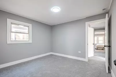 7836 S Saint Lawrence Avenue, Chicago, IL 60619 - Photo 20