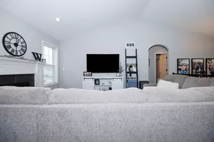 407 Bobwhite Way, Normal, IL 61761 - Photo 6