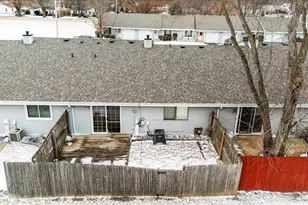 2315 Buttercup Ln, Crest Hill, IL 60403 - Photo 24