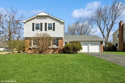 12 Cloverdale Court, Buffalo Grove, IL 60089 - Photo 1