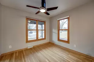 28W544 Forest View Ave, Warrenville, IL 60555 - Photo 8