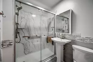 28W544 Forest View Ave, Warrenville, IL 60555 - Photo 18