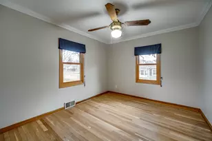 28W544 Forest View Ave, Warrenville, IL 60555 - Photo 16