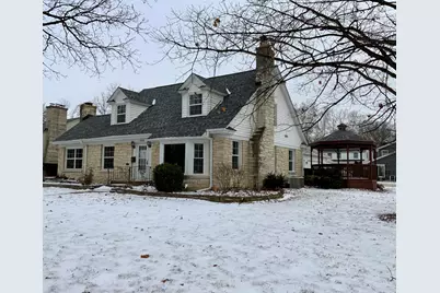 160 Ingleside Avenue, Aurora, IL 60506 - Photo 2