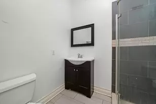 2128 W Cermak Rd, Chicago, IL 60608 - Photo 10