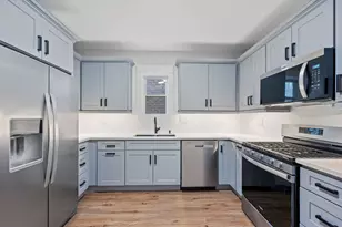 5230 W Deming Pl, Chicago, IL 60639 - Photo 22