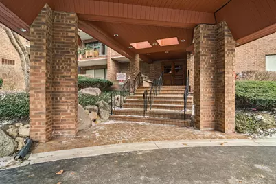 101 Old Oak Drive #305, Buffalo Grove, IL 60089 - Photo 24