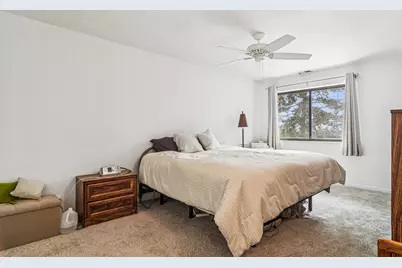 101 Old Oak Drive #305, Buffalo Grove, IL 60089 - Photo 20