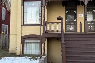 71 Park Row, Elgin, IL 60120 - Photo 2