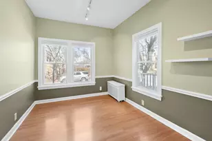 7425 N California Ave, Chicago, IL 60645 - Photo 12