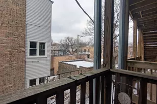 1402 W Belle Plaine Ave, Chicago, IL 60613 - Photo 28