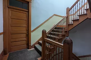 1402 W Belle Plaine Ave, Chicago, IL 60613 - Photo 6