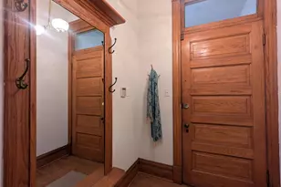 1402 W Belle Plaine Ave, Chicago, IL 60613 - Photo 8