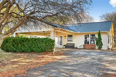 1408 N US Highway 251, Lostant, IL 61334 - Photo 2