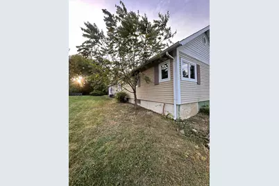 394 South Street, Burlington, IL 60109 - Photo 2