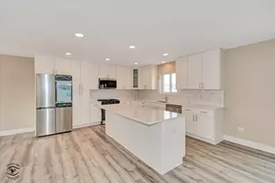 26048 Countyfair Dr, Monee, IL 60449 - Photo 6