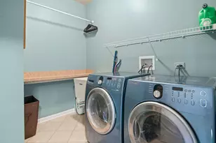 1146 Falcon Ridge Dr, Elgin, IL 60124 - Photo 16