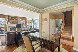 1146 Falcon Ridge Dr, Elgin, IL 60124 - Photo 14