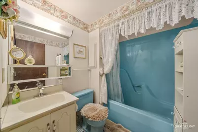 450 W Market Street, Somonauk, IL 60552 - Photo 16