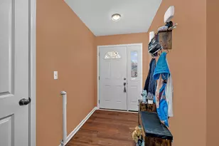 250 S Short Dr, Coal City, IL 60416 - Photo 4