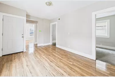 11540 S Yale Avenue, Chicago, IL 60628 - Photo 4