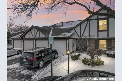 328 Woodbury Court #B1, Schaumburg, IL 60193 - Photo 1