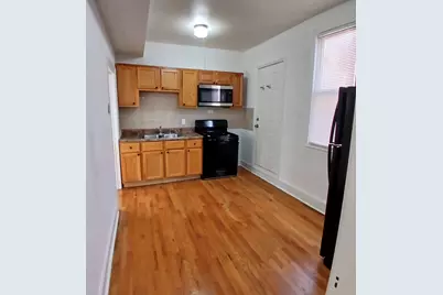 4808 W Barry Avenue #2W, Chicago, IL 60641 - Photo 6