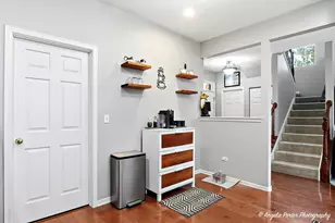 5912 Dublin Ct, McHenry, IL 60050 - Photo 8