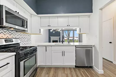 1113 Regency Court, Schaumburg, IL 60193 - Photo 12