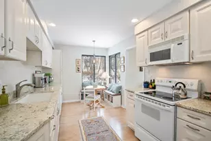 347 Hickory Ln, Lake Barrington, IL 60010 - Photo 12