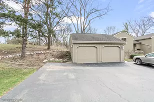 347 Hickory Ln, Lake Barrington, IL 60010 - Photo 24