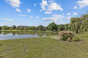 700 Wellington Ave, Elk Grove Village, IL 60007 - Photo 24