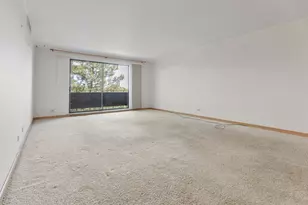 700 Wellington Ave, Elk Grove Village, IL 60007 - Photo 2