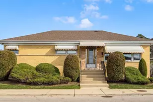 7657 W Gunnison St, Norridge, IL 60706 - Photo 2