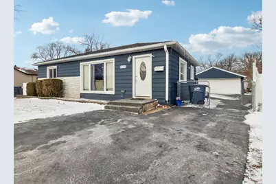 2124 Halsey Drive, Des Plaines, IL 60018 - Photo 2