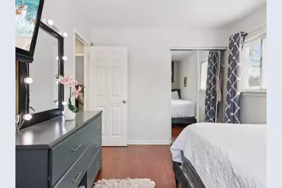 2124 Halsey Drive, Des Plaines, IL 60018 - Photo 22