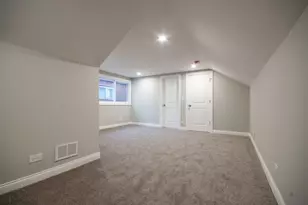 518 E 90th St, Chicago, IL 60619 - Photo 22