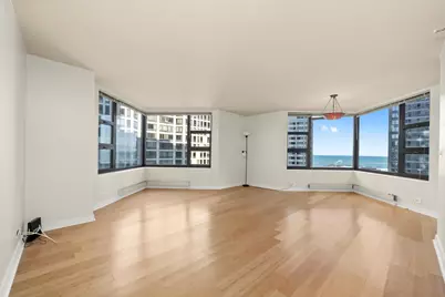 401 E Ontario Street #2409, Chicago, IL 60611 - Photo 6