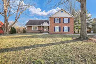 880 Stevens Creek Ln, Forsyth, IL 62535 - Photo 2