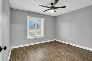 880 Stevens Creek Ln, Forsyth, IL 62535 - Photo 36