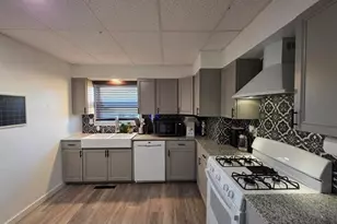 1431 Spruce St, Quincy, IL 62301 - Photo 10