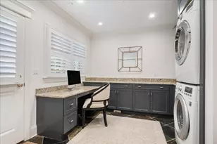 861 Bell Ln, Winnetka, IL 60093 - Photo 28