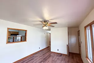 1116 Eastview Dr, Paxton, IL 60957 - Photo 10