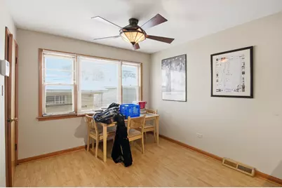 5363 N Mont Clare Avenue, Chicago, IL 60656 - Photo 12