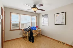 5363 N Mont Clare Ave, Chicago, IL 60656 - Photo 12