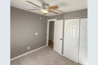 2612 W Kirby Avenue, Champaign, IL 61821 - Photo 10