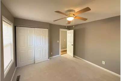 2612 W Kirby Avenue, Champaign, IL 61821 - Photo 6