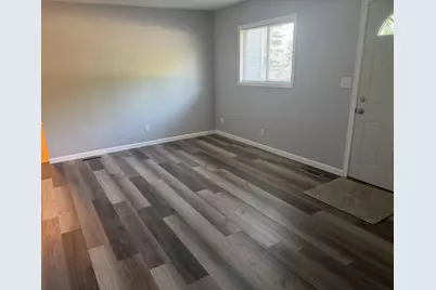 1516 N Mattis Avenue, Champaign, IL 61821 - Photo 2