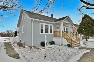 9016 Southview Ave, Brookfield, IL 60513 - Photo 2